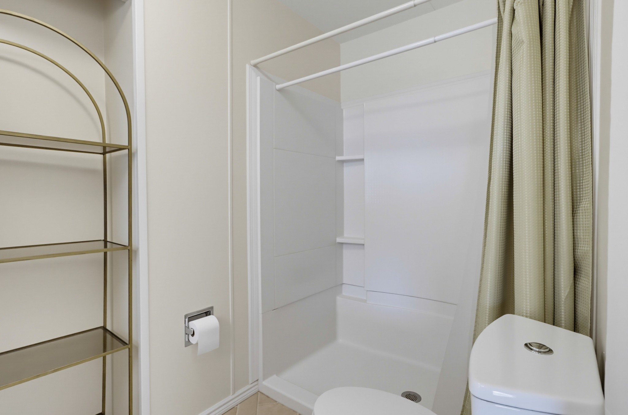 Virtual tour photo 37 of 47 for 1930 W San Marcos Blvd Spc 105