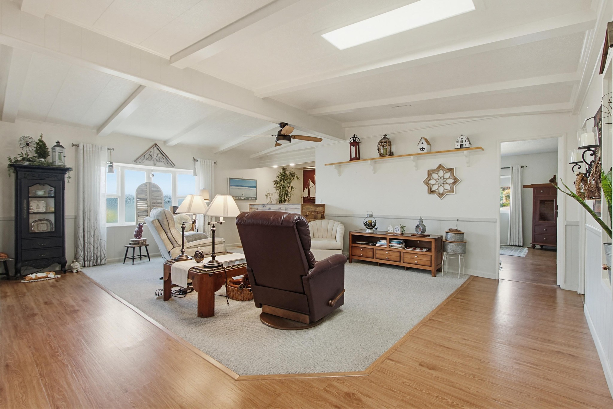 Virtual tour photo 17 of 46 for 1930 W San Marcos Blvd SPC 14