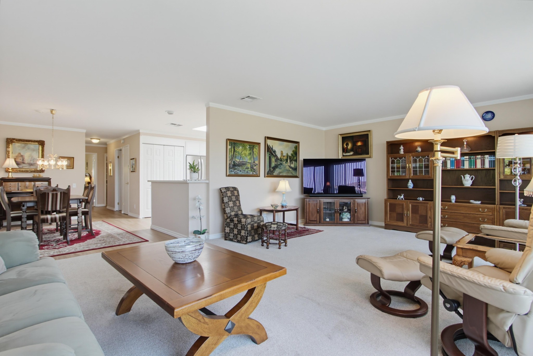 Virtual tour photo 5 of 46 for 1930 W San Marcos Blvd Spc 94