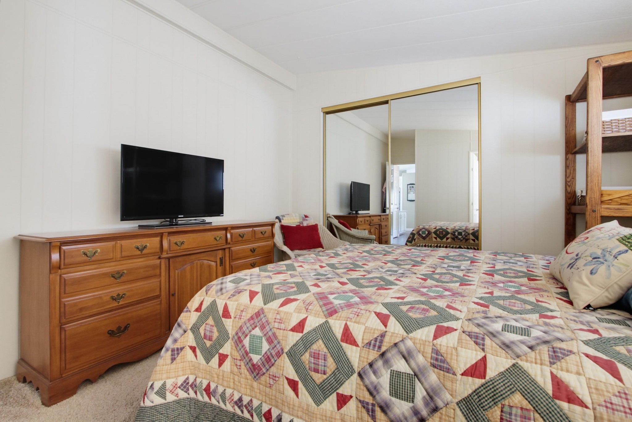 Virtual tour photo 33 of 53 for 1930 W San Marcos Blvd Spc 231