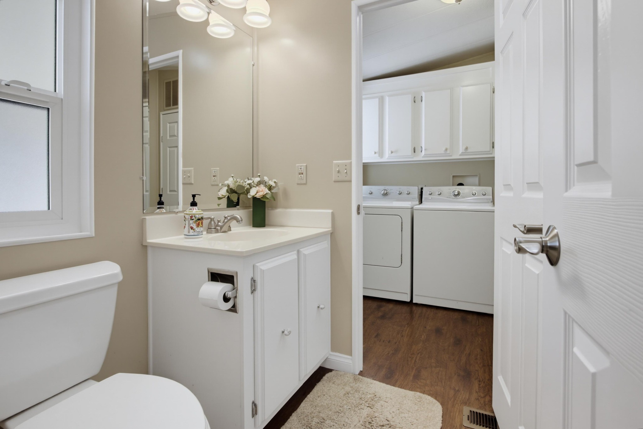 Virtual tour photo 34 of 53 for 1930 W San Marcos Blvd Spc 231