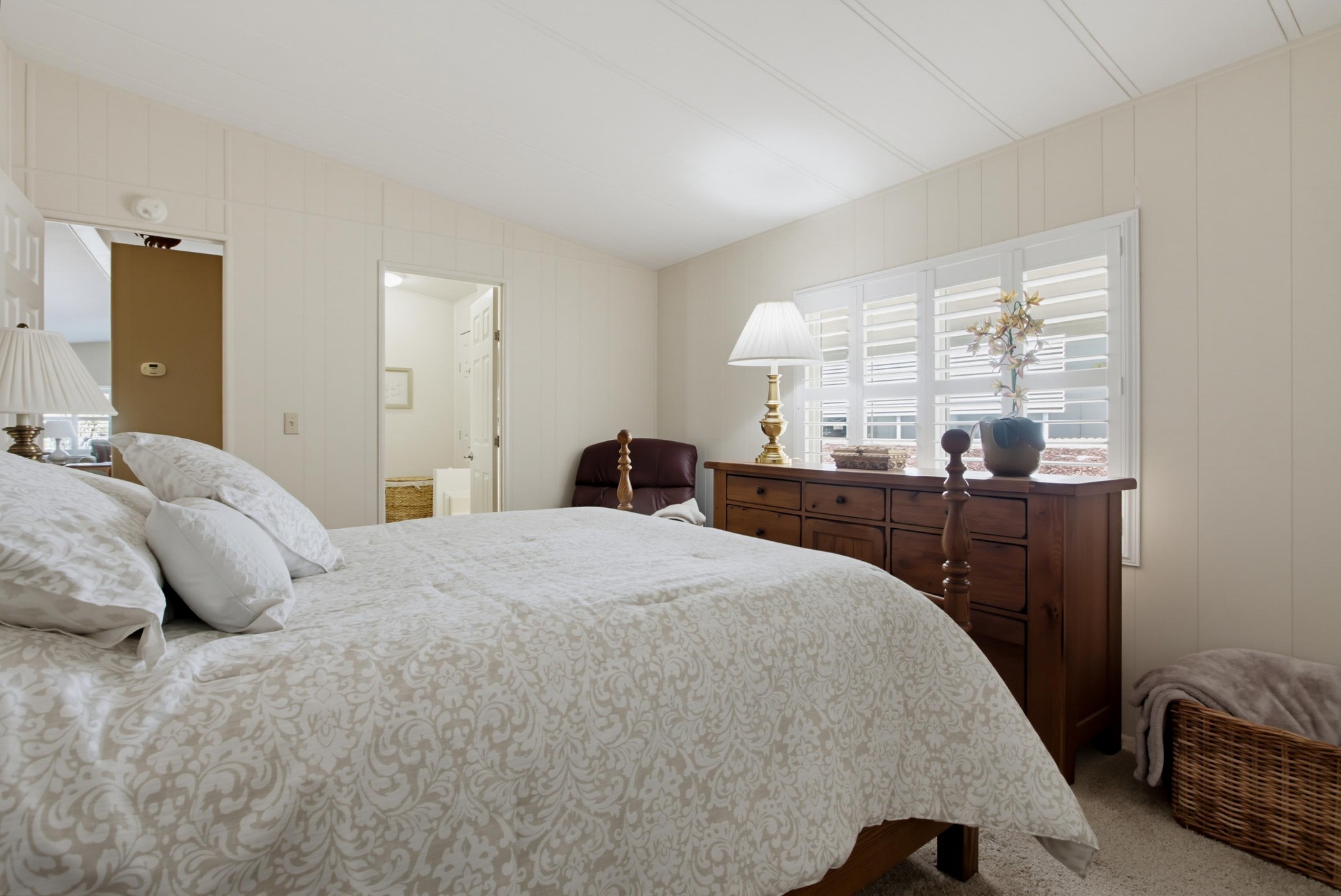 Virtual tour photo 41 of 53 for 1930 W San Marcos Blvd Spc 231