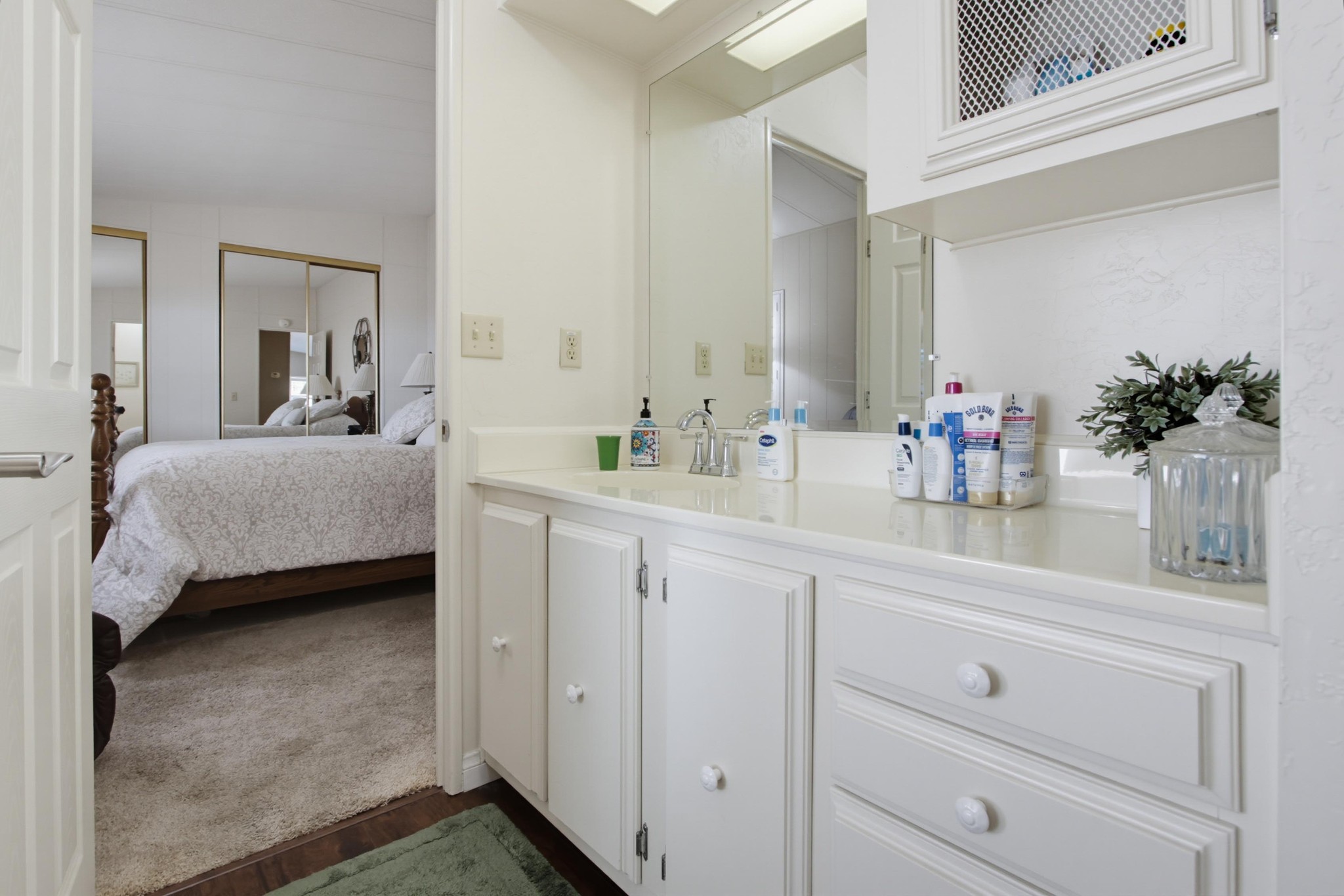 Virtual tour photo 43 of 53 for 1930 W San Marcos Blvd Spc 231