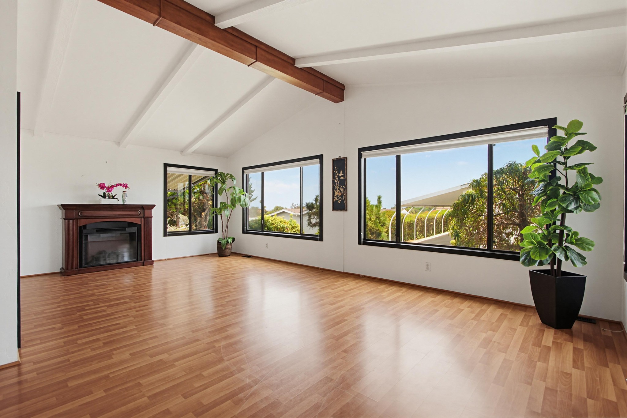 Virtual tour photo 4 of 53 for 1930 W San Marcos Blvd Spc 244