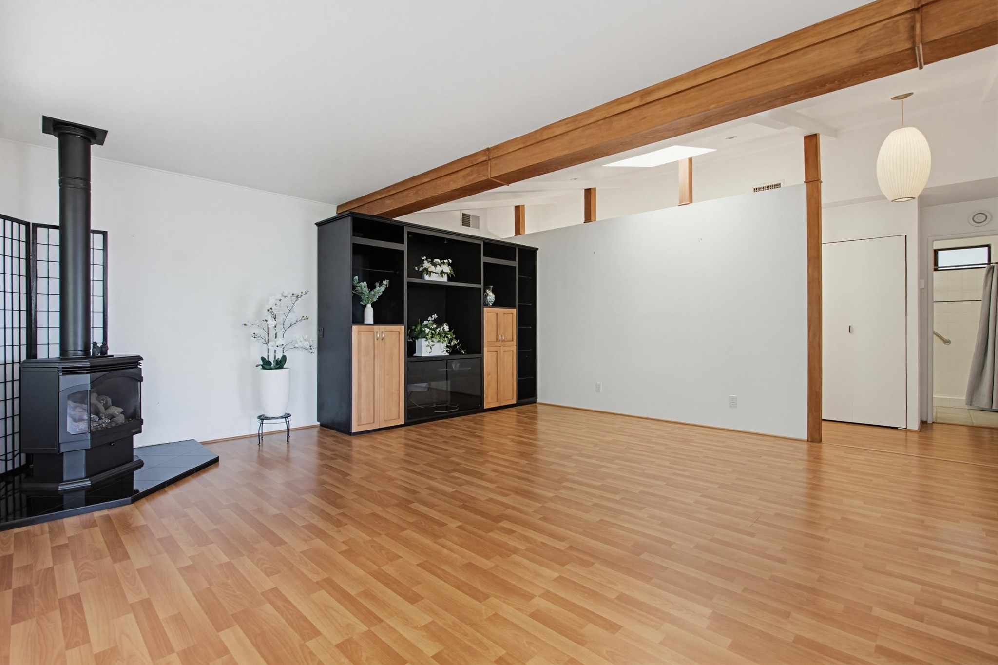 Virtual tour photo 19 of 53 for 1930 W San Marcos Blvd Spc 244