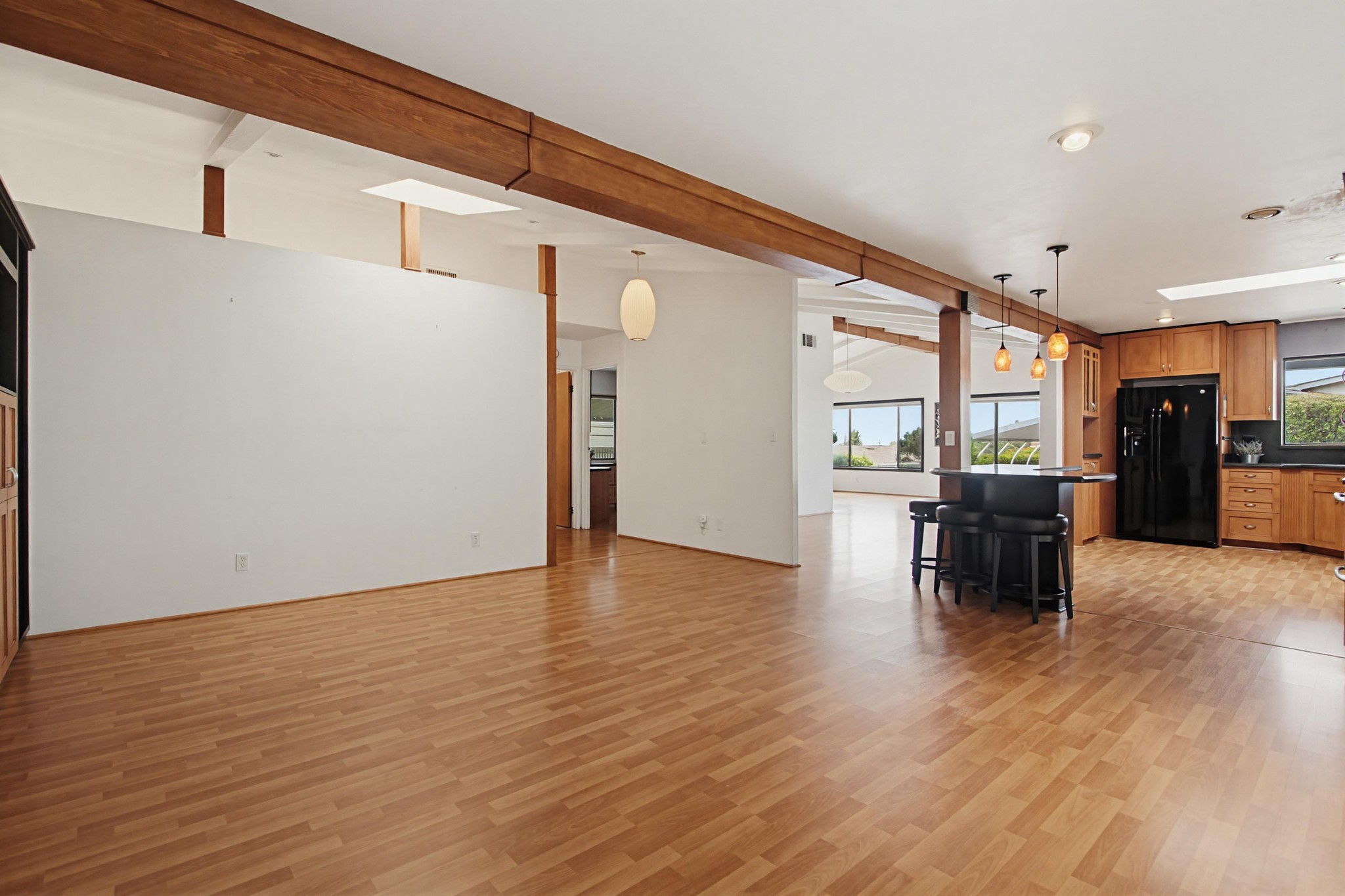Virtual tour photo 21 of 53 for 1930 W San Marcos Blvd Spc 244