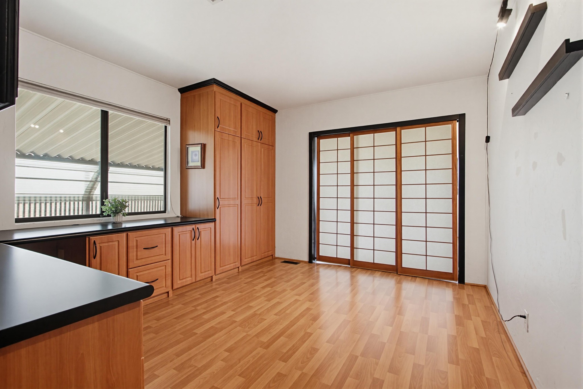 Virtual tour photo 33 of 53 for 1930 W San Marcos Blvd Spc 244