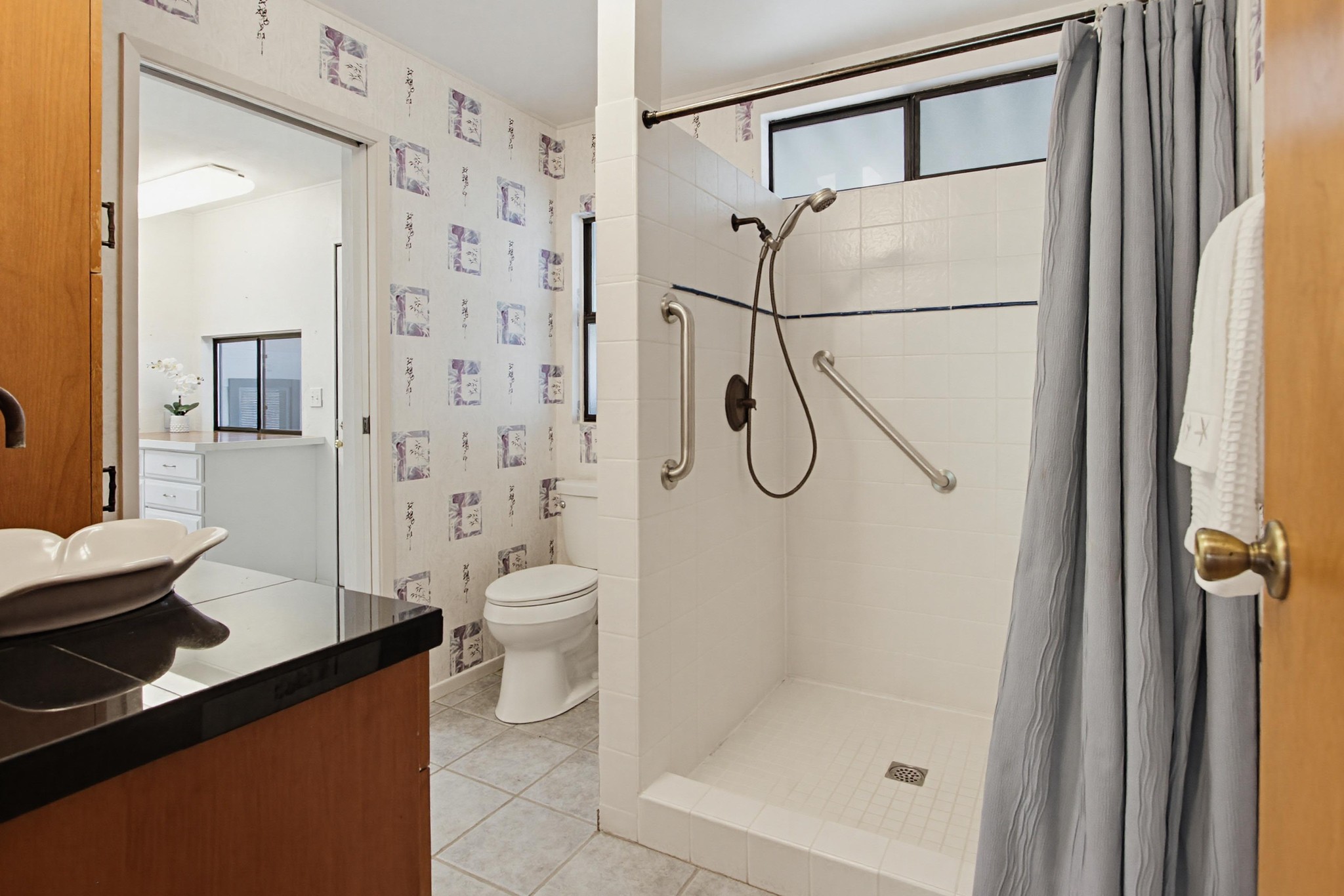 Virtual tour photo 37 of 53 for 1930 W San Marcos Blvd Spc 244