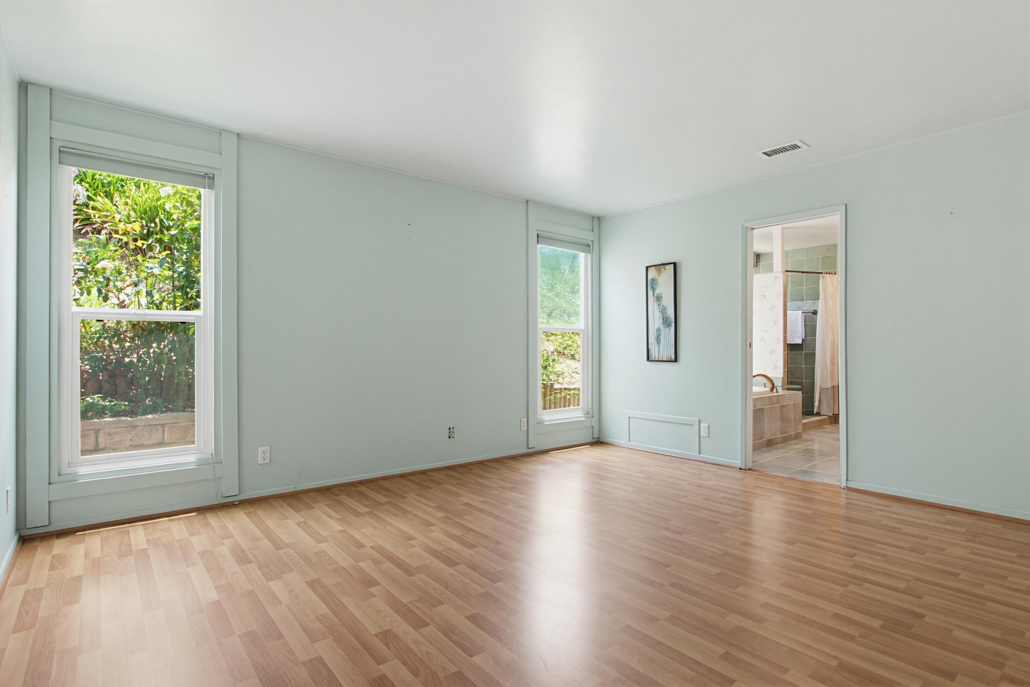 Virtual tour photo 25 of 53 for 1930 W San Marcos Blvd Spc 244