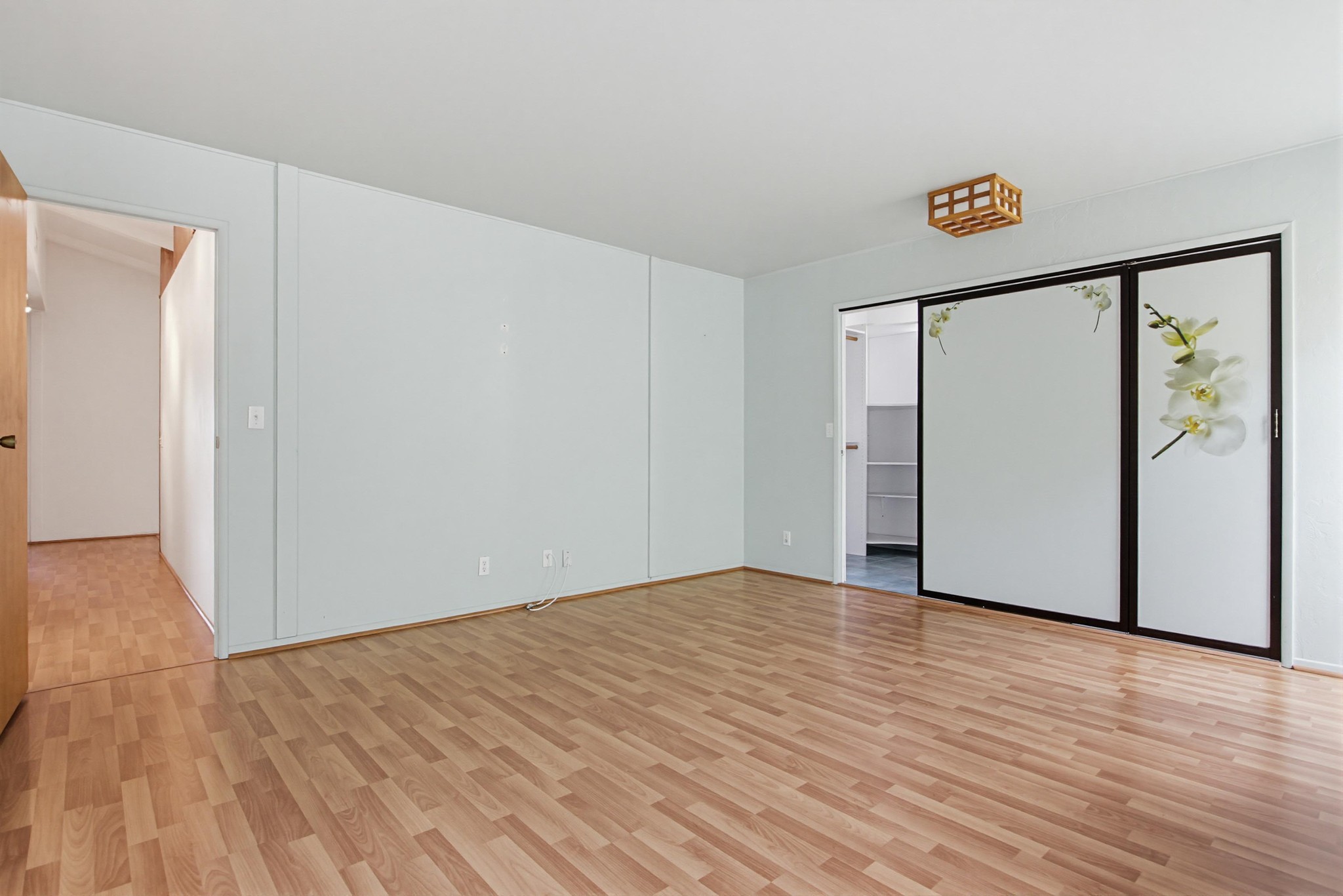 Virtual tour photo 27 of 53 for 1930 W San Marcos Blvd Spc 244