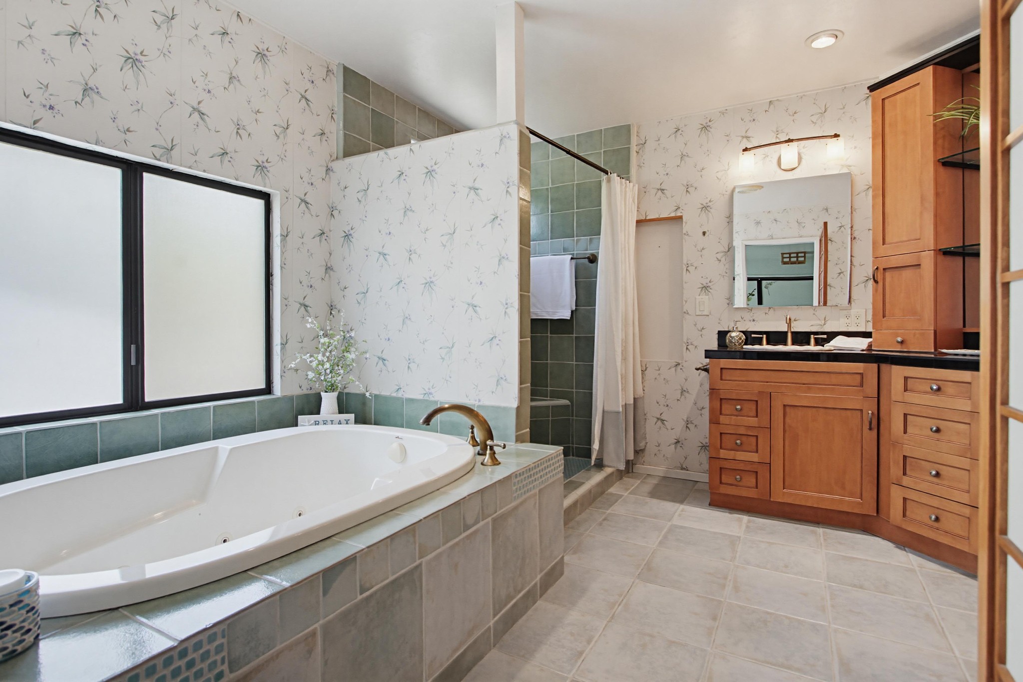 Virtual tour photo 29 of 53 for 1930 W San Marcos Blvd Spc 244