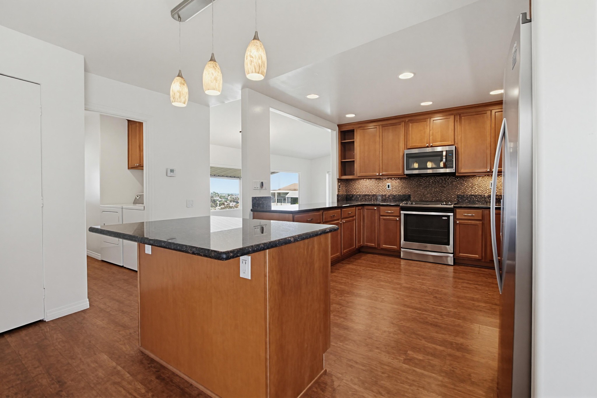 Virtual tour photo 25 of 58 for 1930 W San Marcos Blvd Spc 353