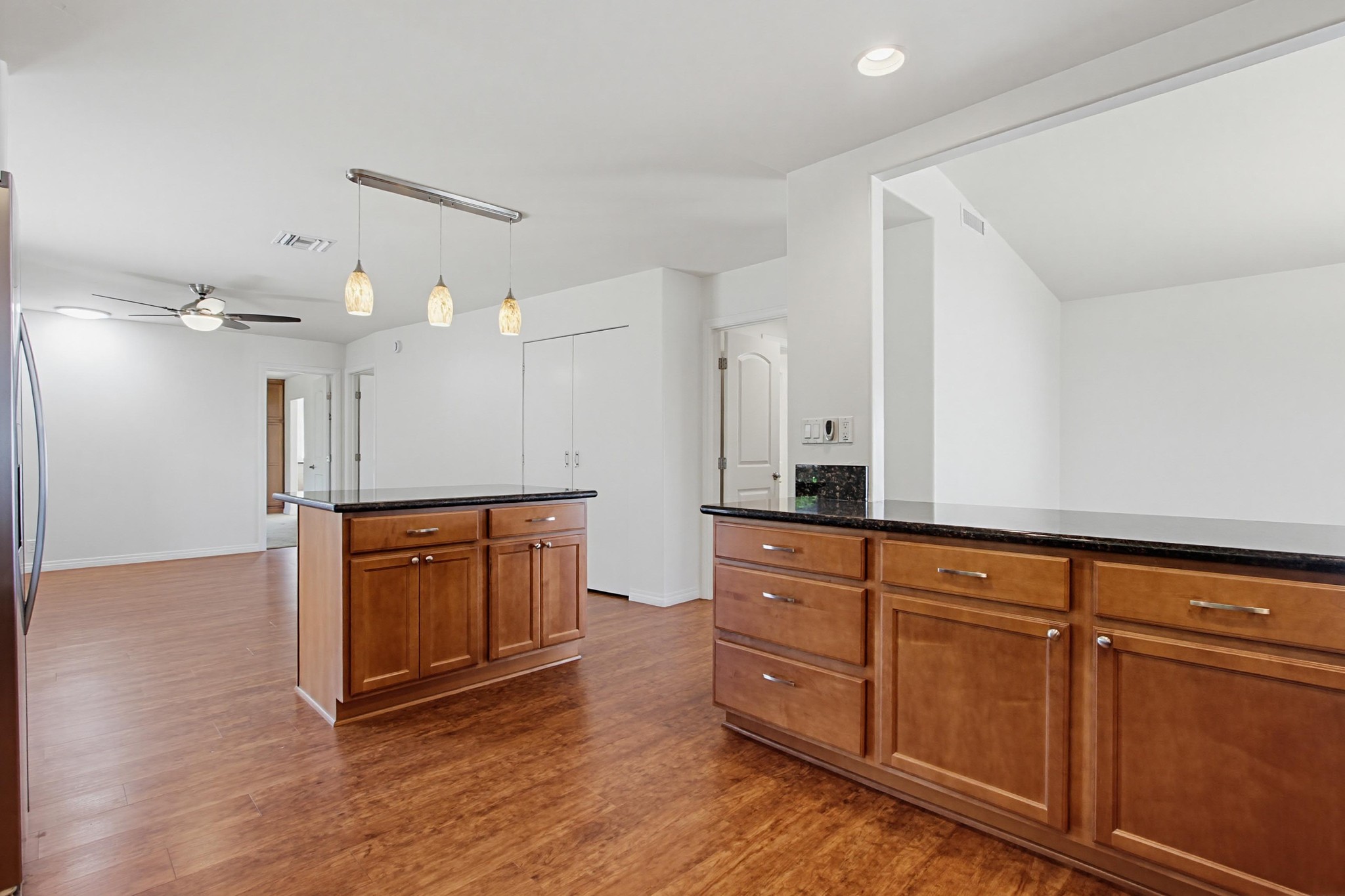 Virtual tour photo 29 of 58 for 1930 W San Marcos Blvd Spc 353