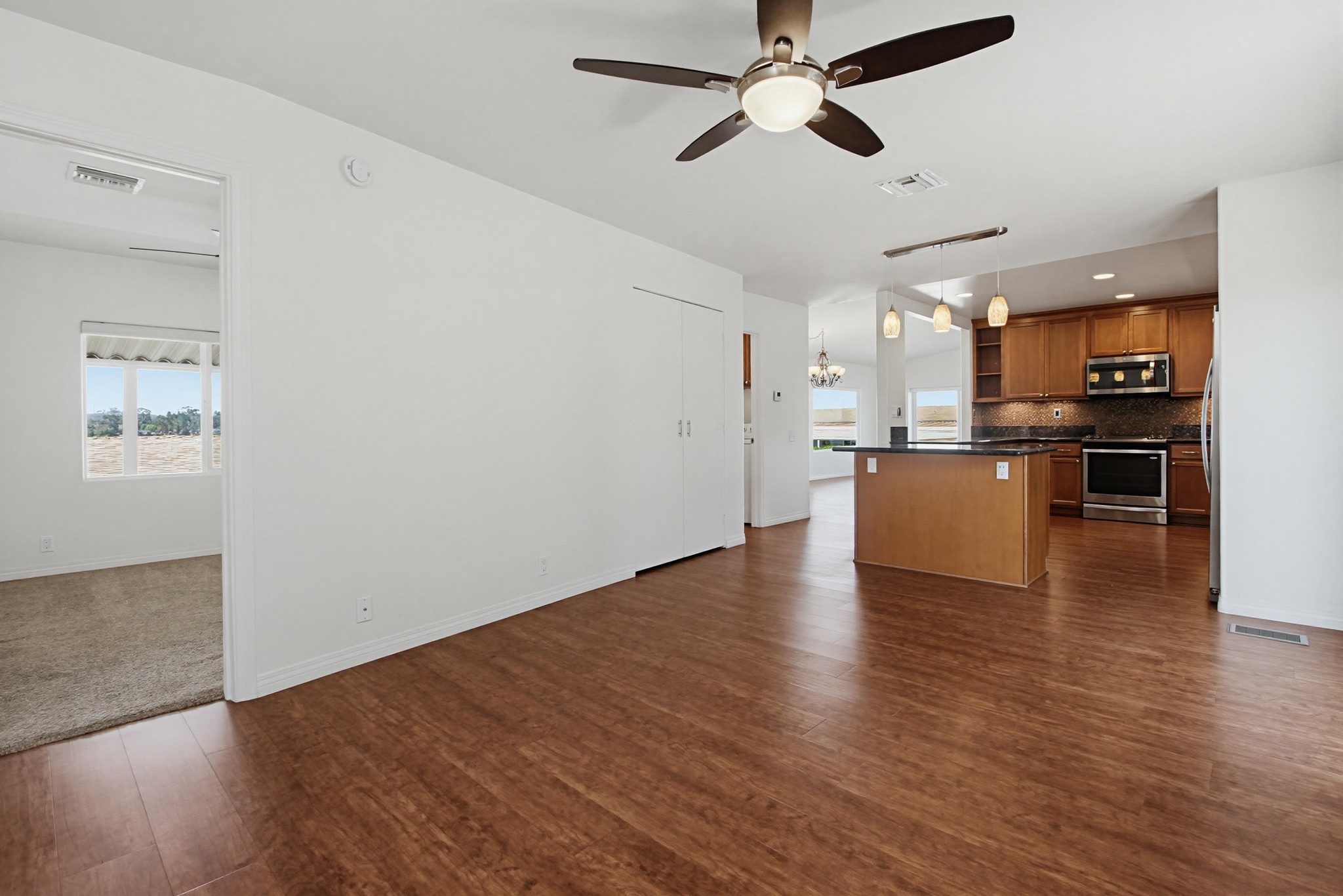 Virtual tour photo 33 of 58 for 1930 W San Marcos Blvd Spc 353