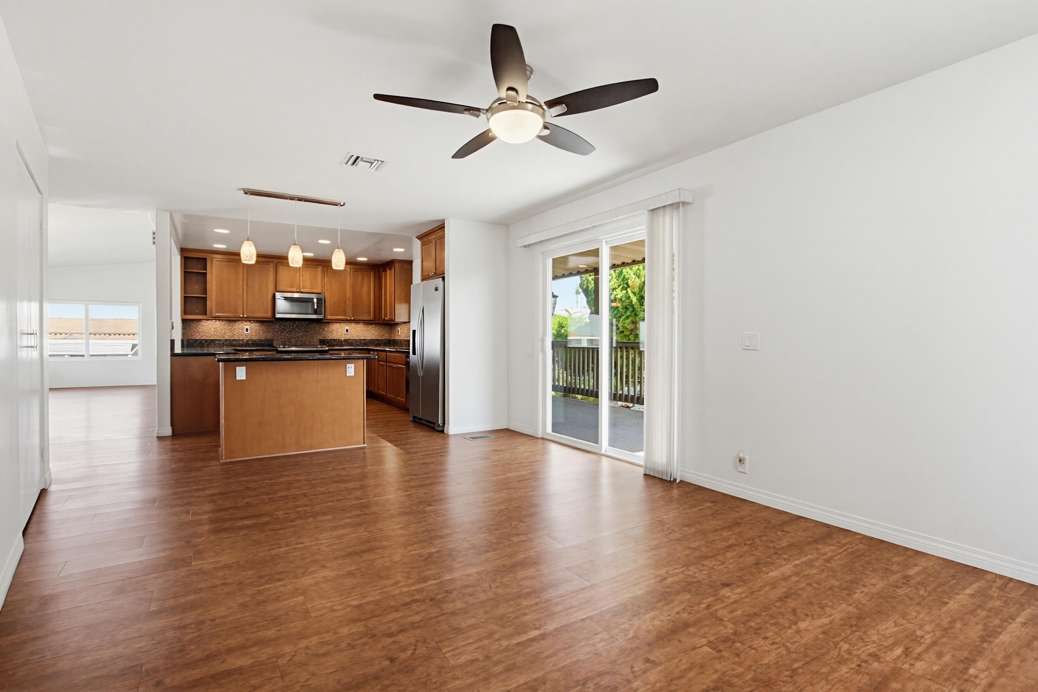 Virtual tour photo 34 of 58 for 1930 W San Marcos Blvd Spc 353