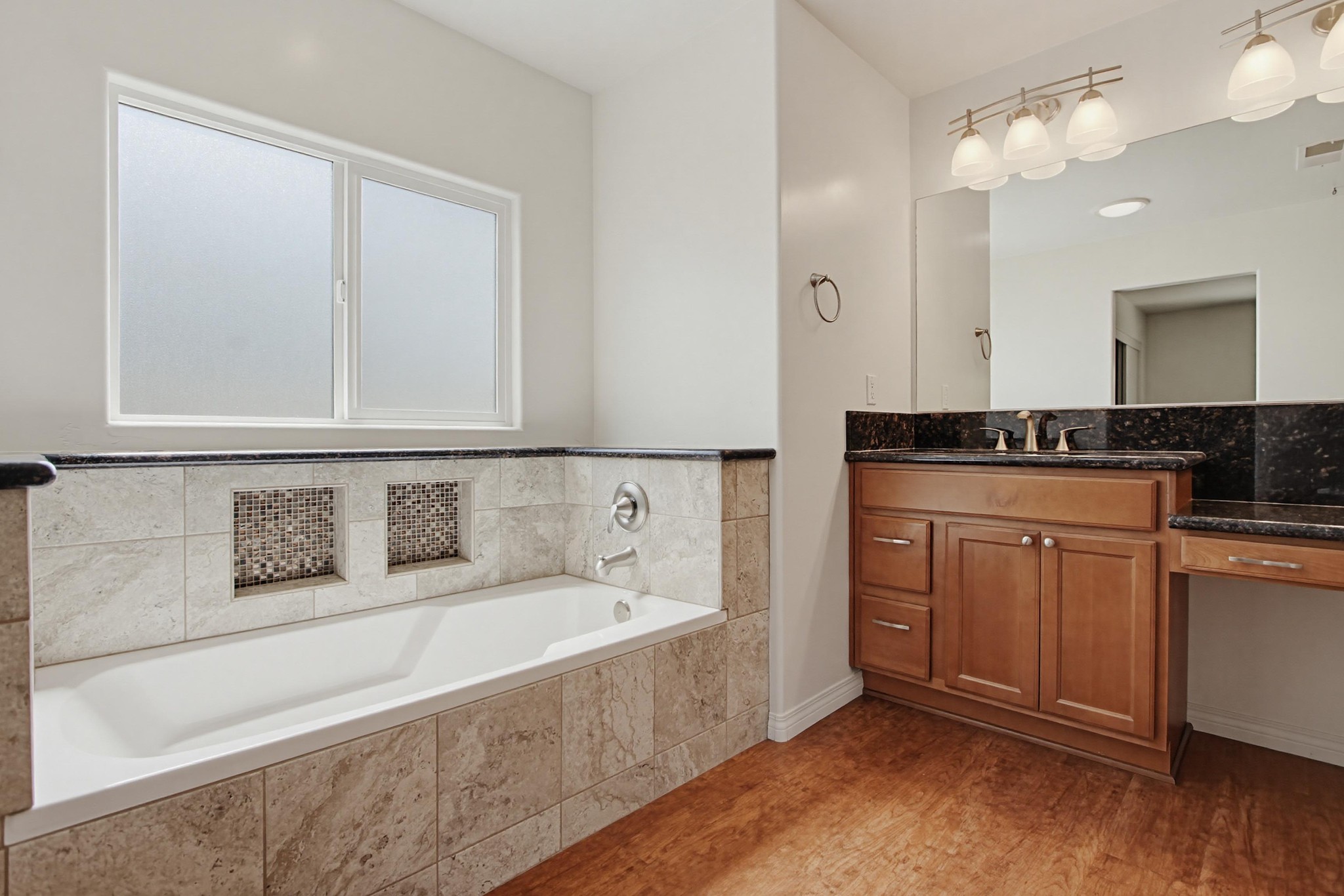 Virtual tour photo 41 of 58 for 1930 W San Marcos Blvd Spc 353