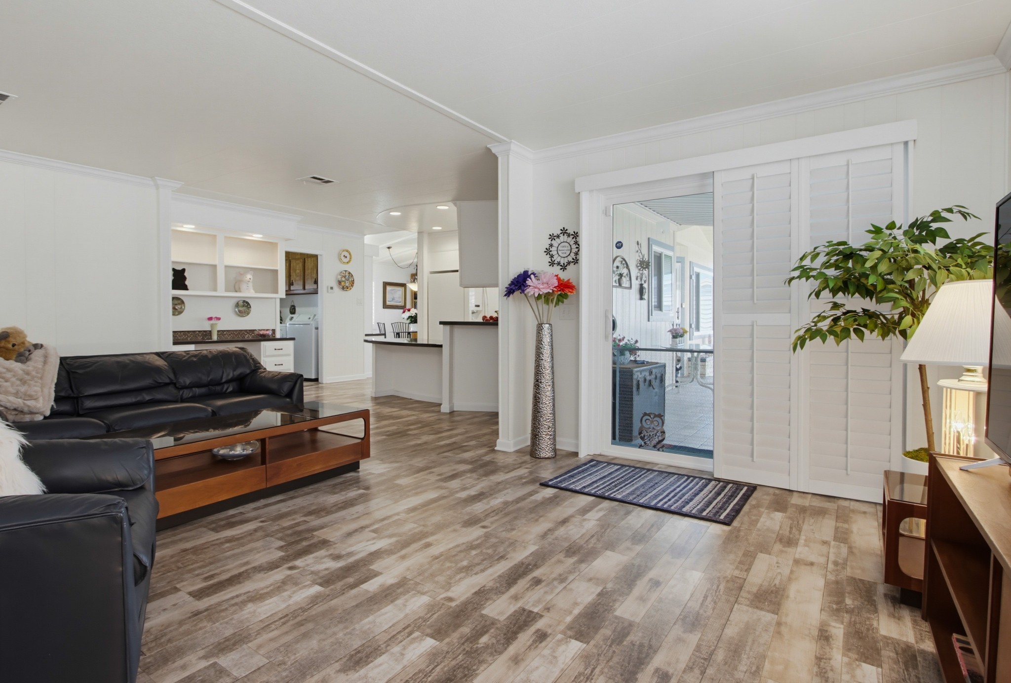 Virtual tour photo 21 of 42 for 1930 W San Marcos Blvd Spc 88