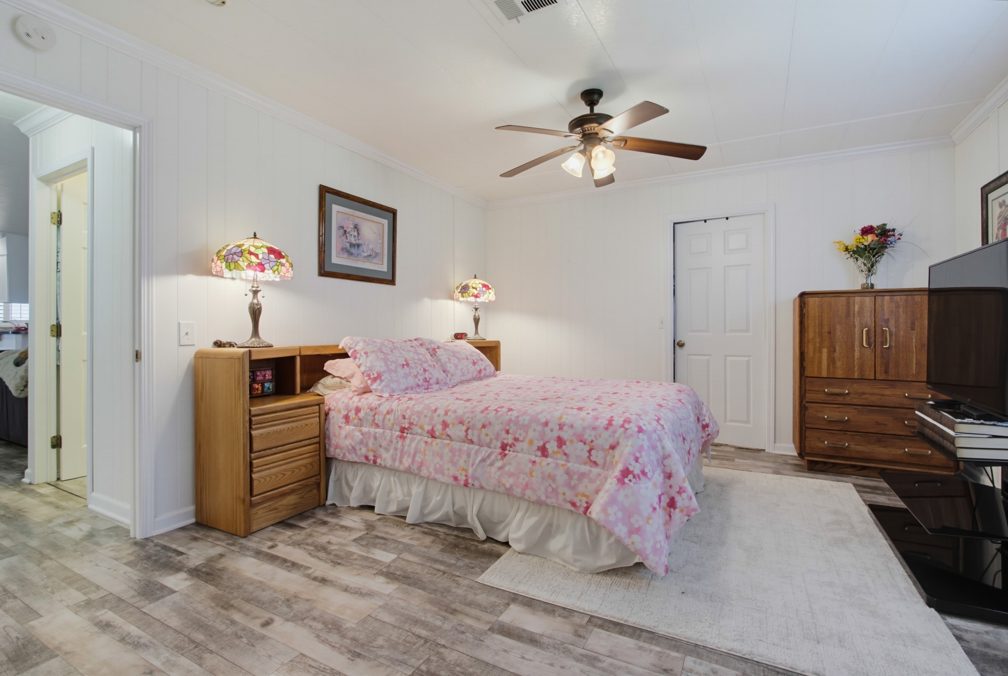 Virtual tour photo 24 of 42 for 1930 W San Marcos Blvd Spc 88