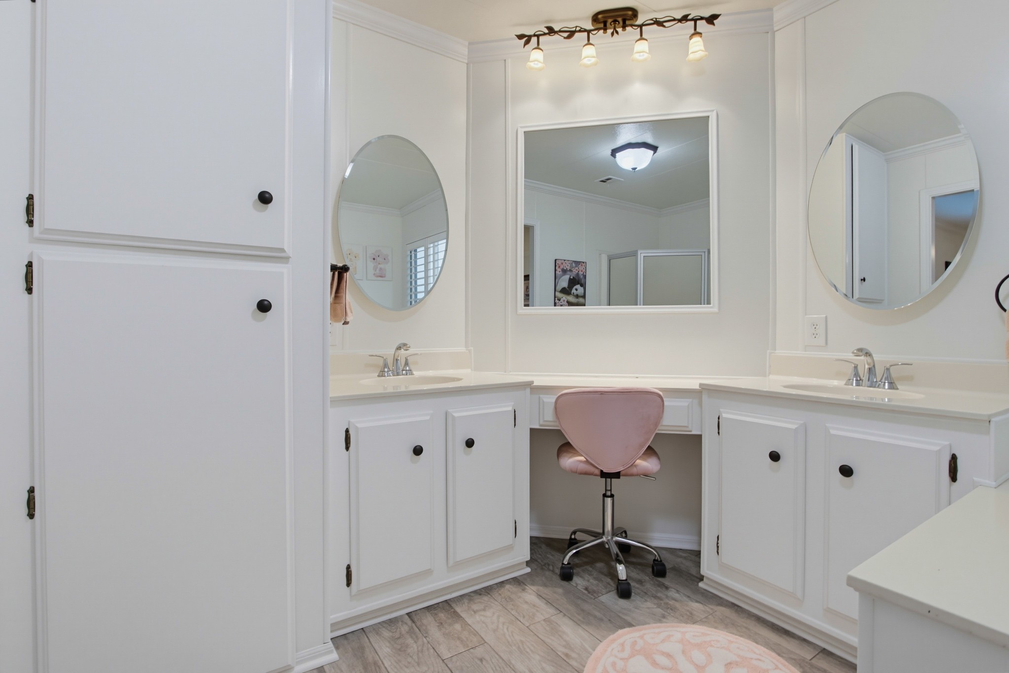 Virtual tour photo 27 of 42 for 1930 W San Marcos Blvd Spc 88
