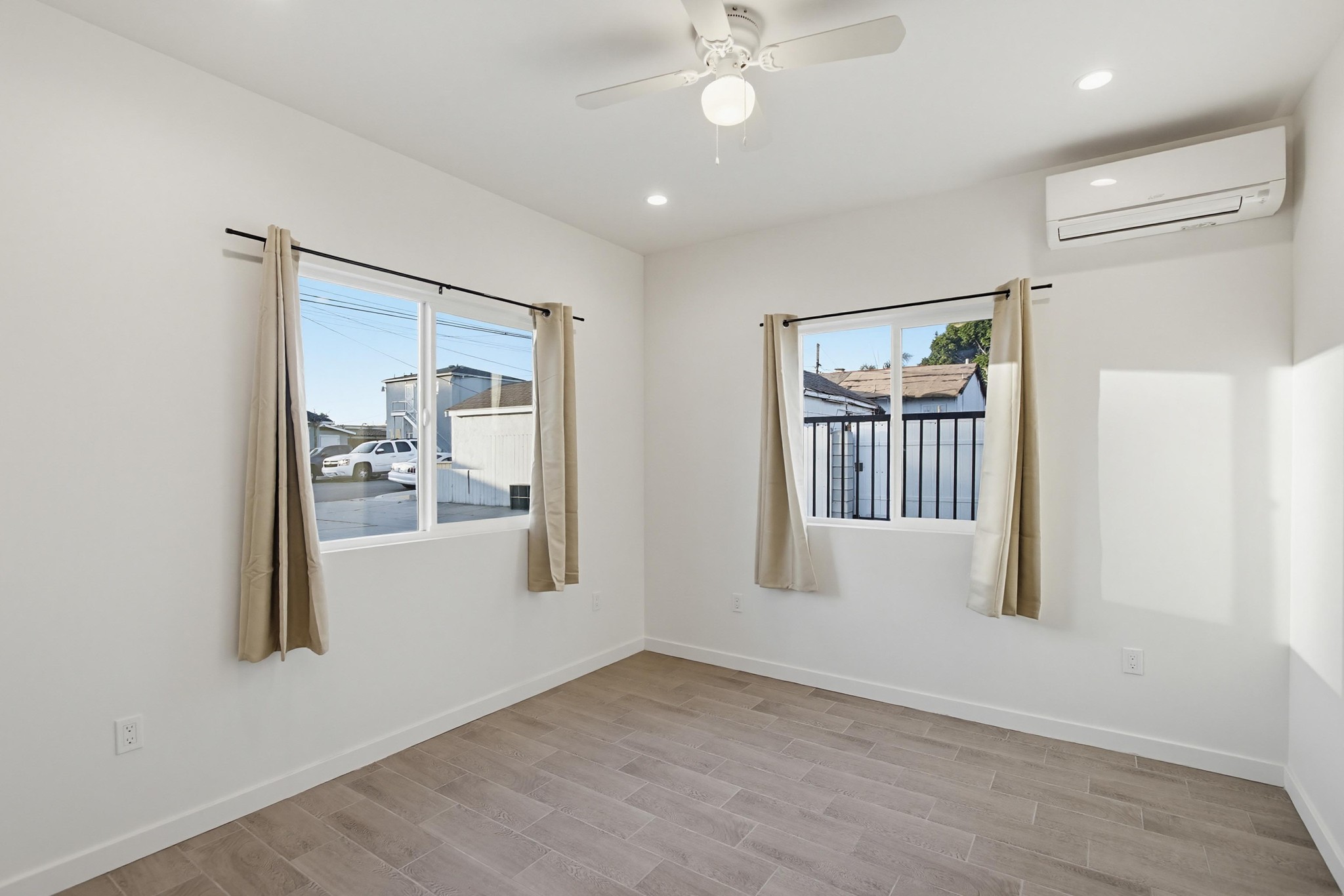 Virtual tour photo 23 of 61 for 1931 Woden St