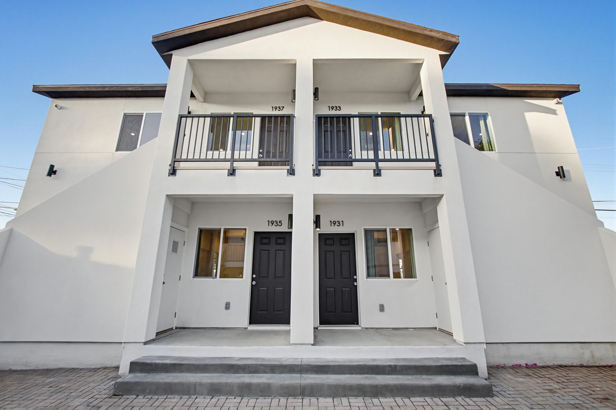 Virtual tour photo 35 of 61 for 1931 Woden St