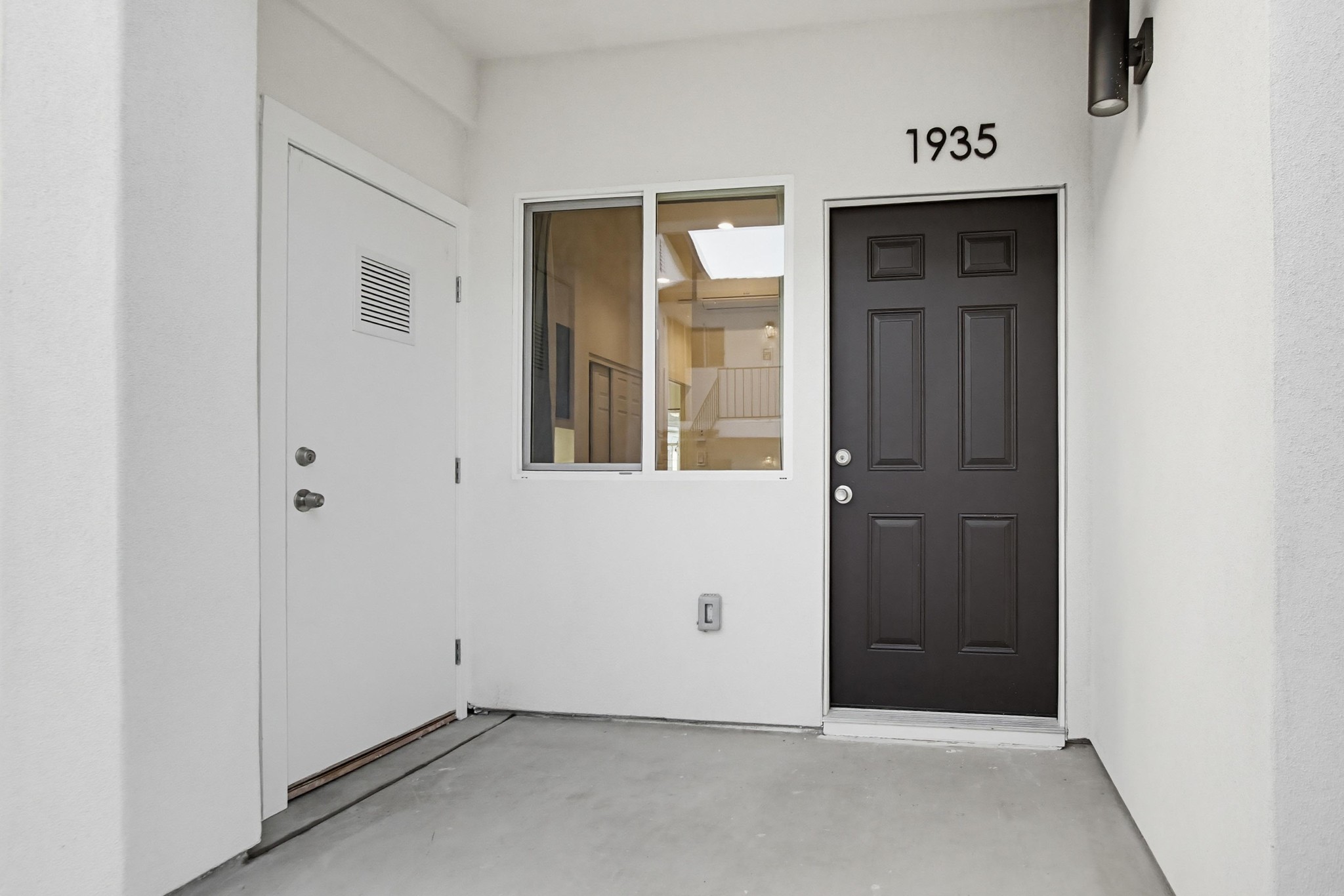 Virtual tour photo 37 of 61 for 1931 Woden St