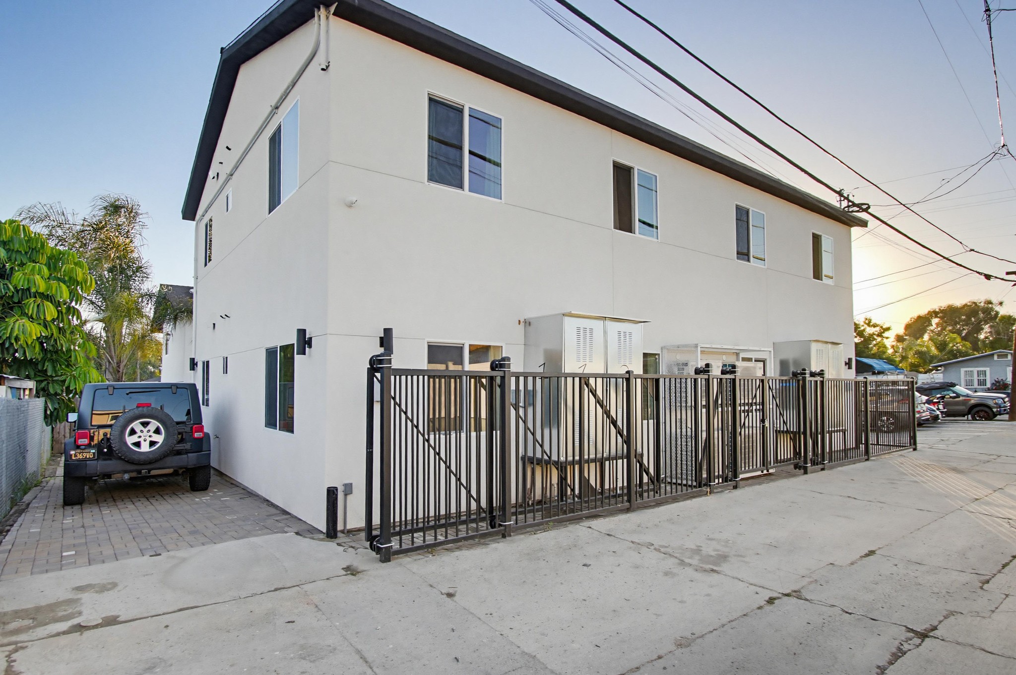Virtual tour photo 39 of 61 for 1931 Woden St