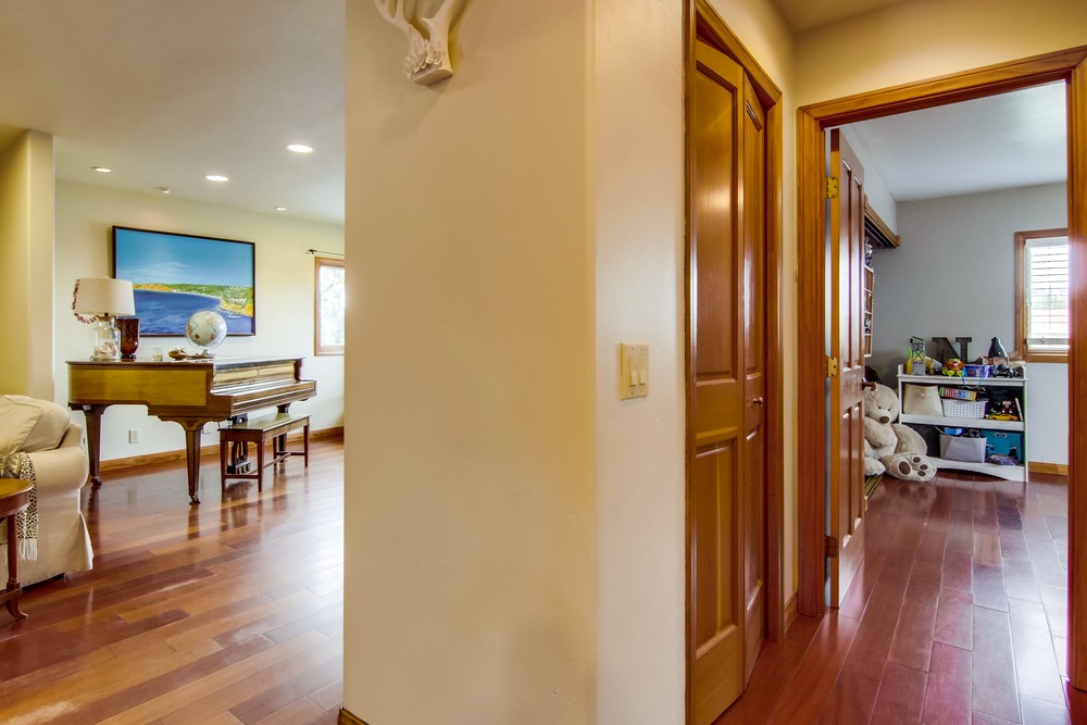 Virtual tour photo 64 of 72 for 1933 Erie St