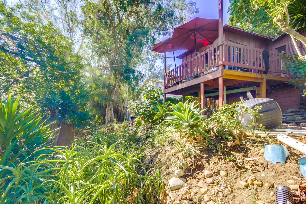 Virtual tour photo 23 of 39 for 1933 Fern St