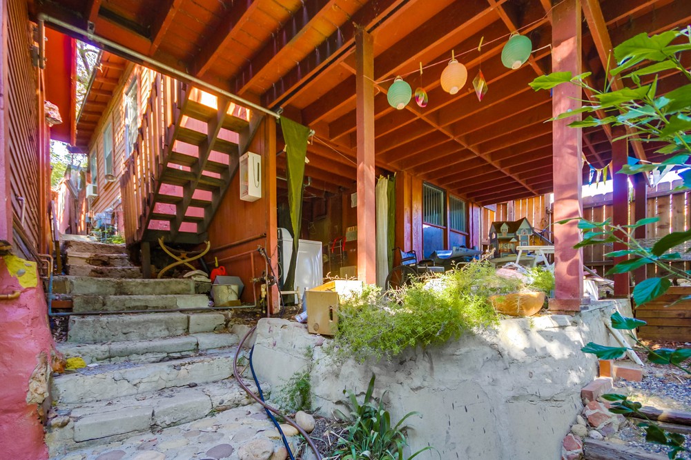 Virtual tour photo 26 of 39 for 1933 Fern St
