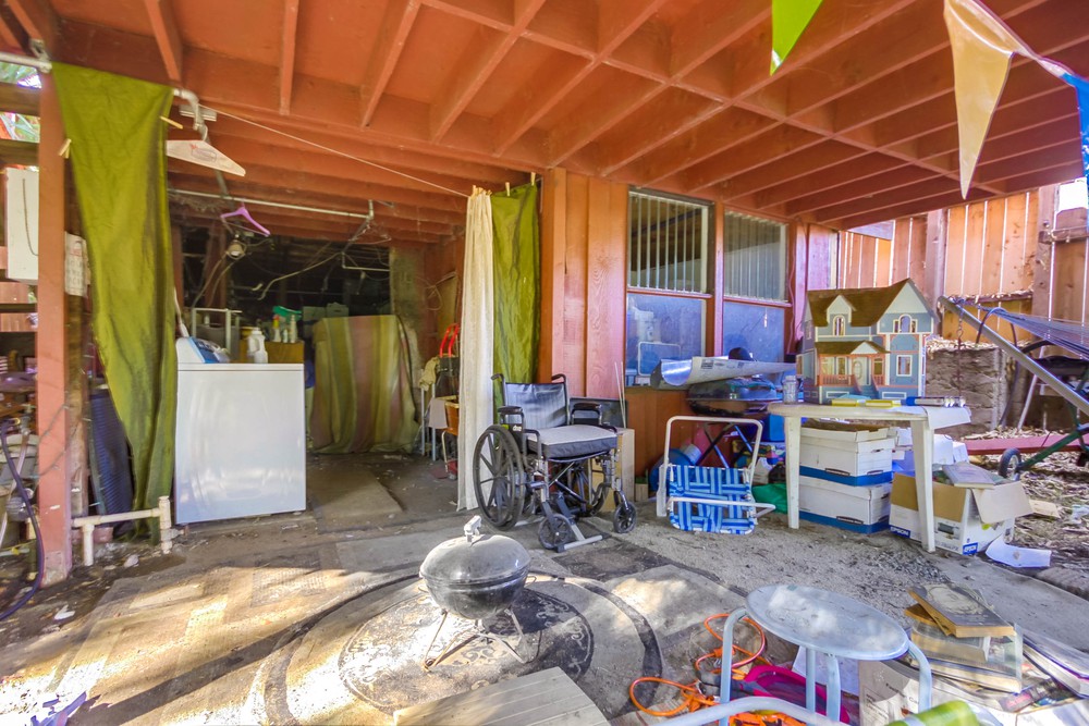 Virtual tour photo 27 of 39 for 1933 Fern St