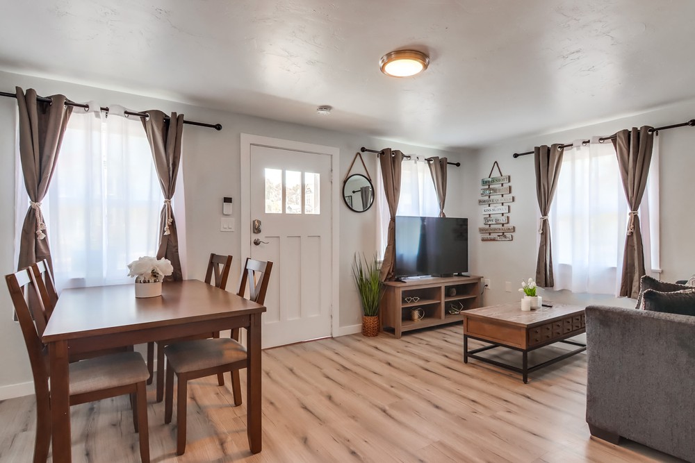 Virtual tour photo 12 of 48 for Market Street AirBnB