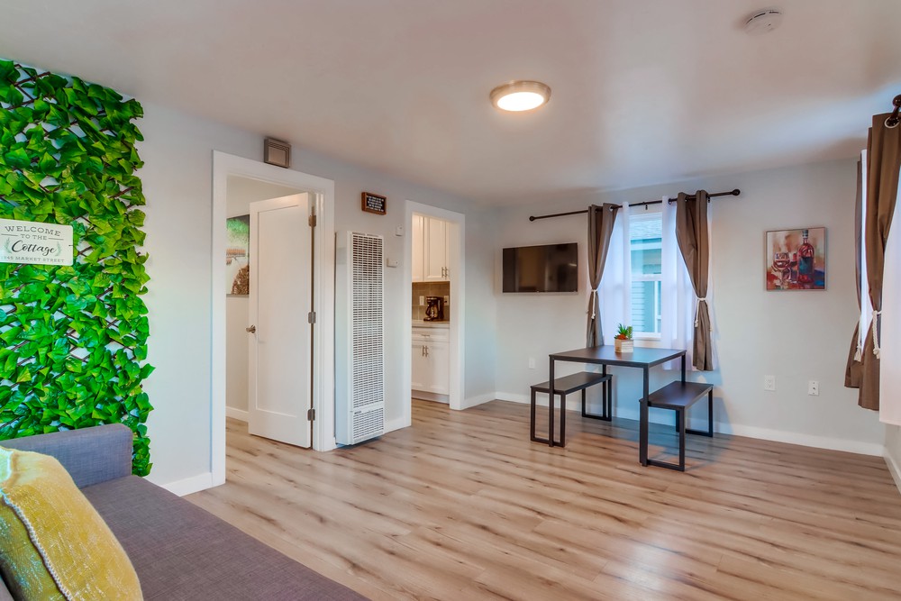Virtual tour photo 16 of 46 for 1943 Market St
