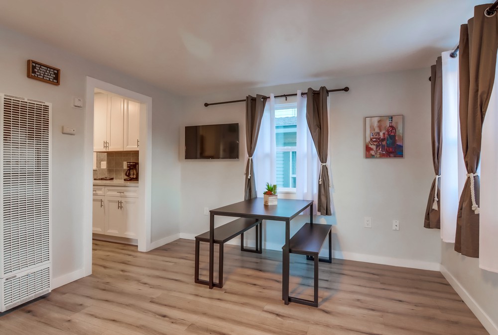 Virtual tour photo 19 of 46 for 1943 Market St