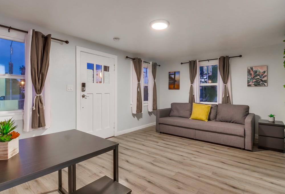 Virtual tour photo 21 of 46 for 1943 Market St