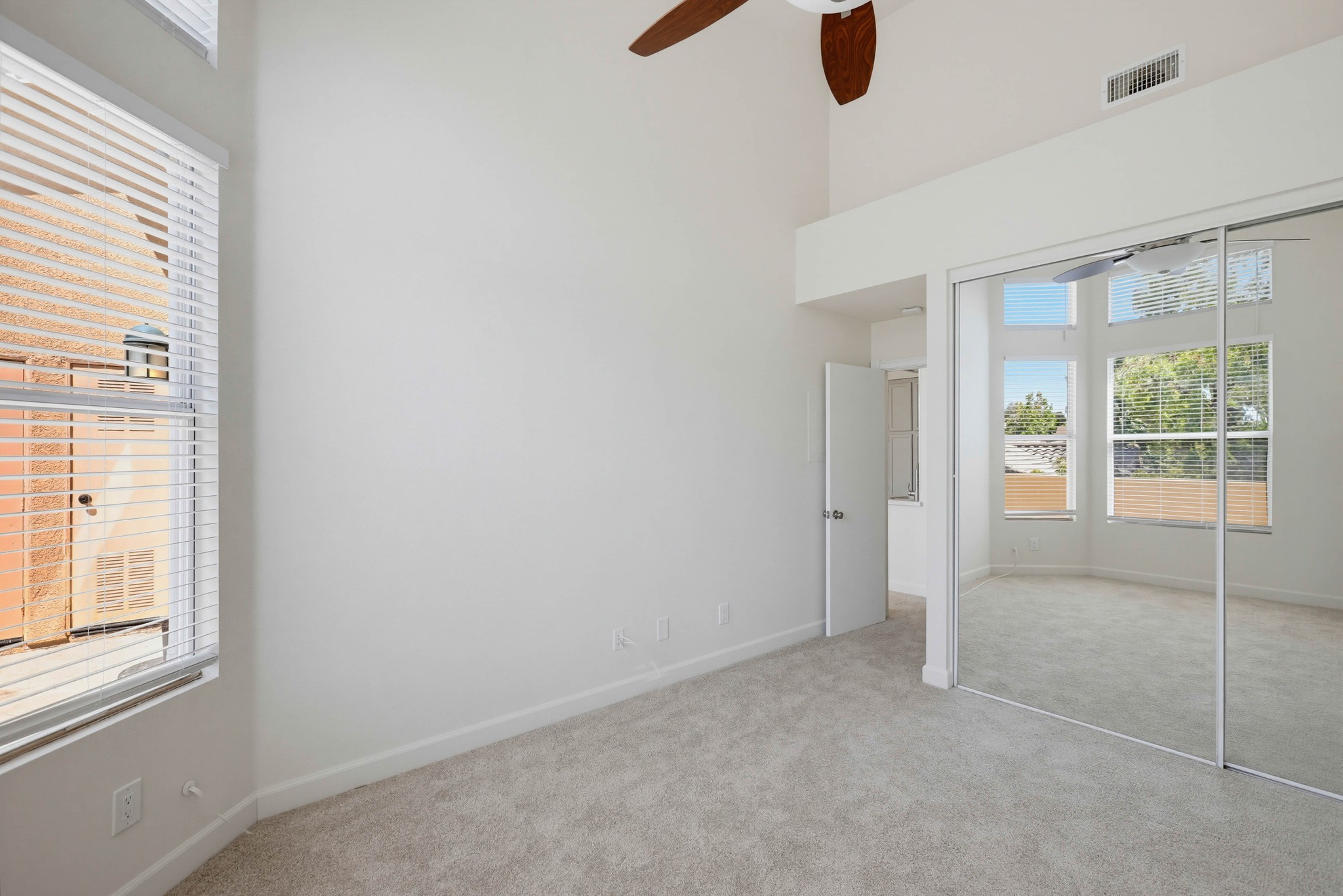 Virtual tour photo 19 of 68 for 19431 Rue De Valore Apt 22L
