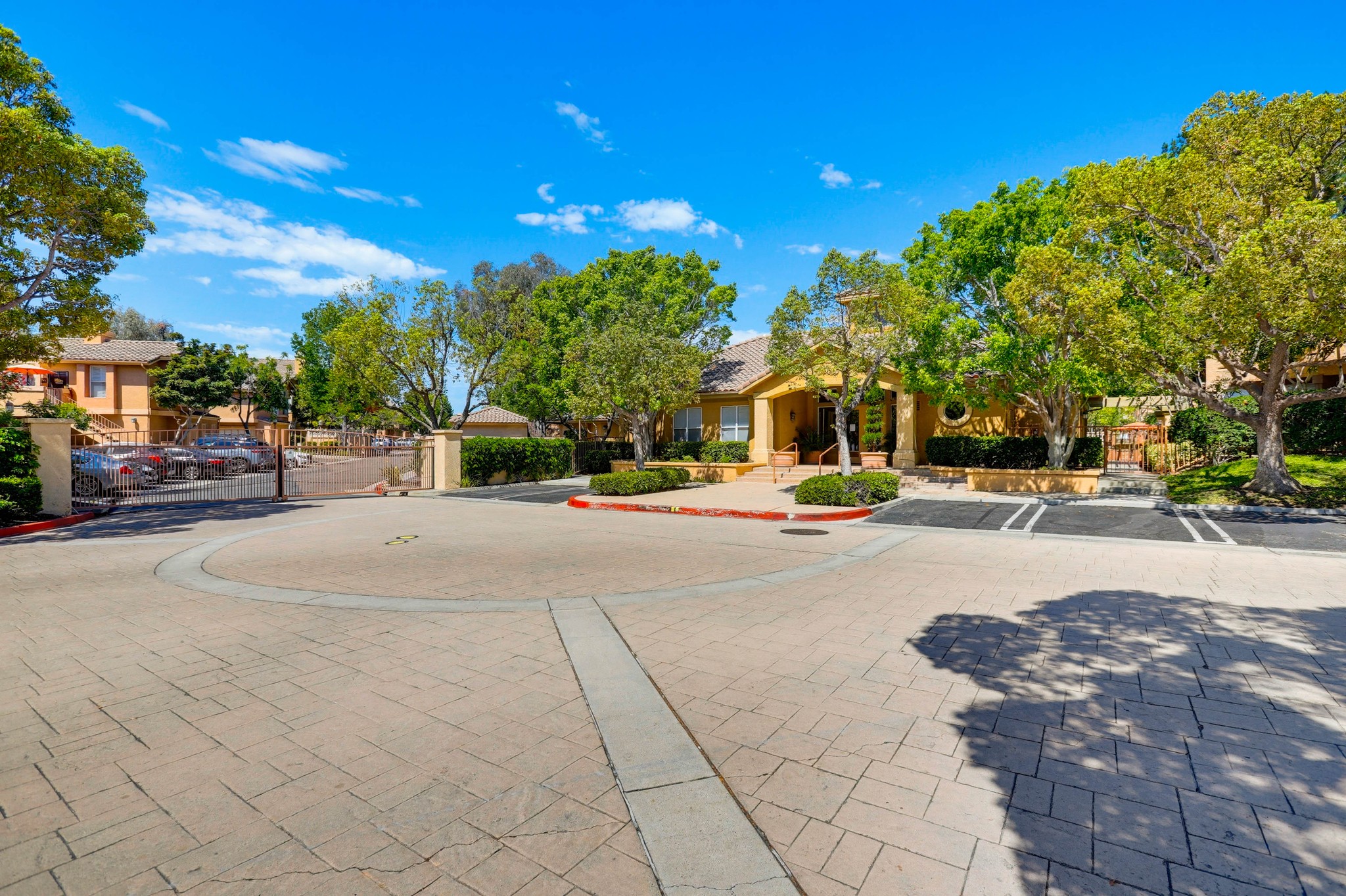 Virtual tour photo 43 of 68 for 19431 Rue De Valore Apt 22L