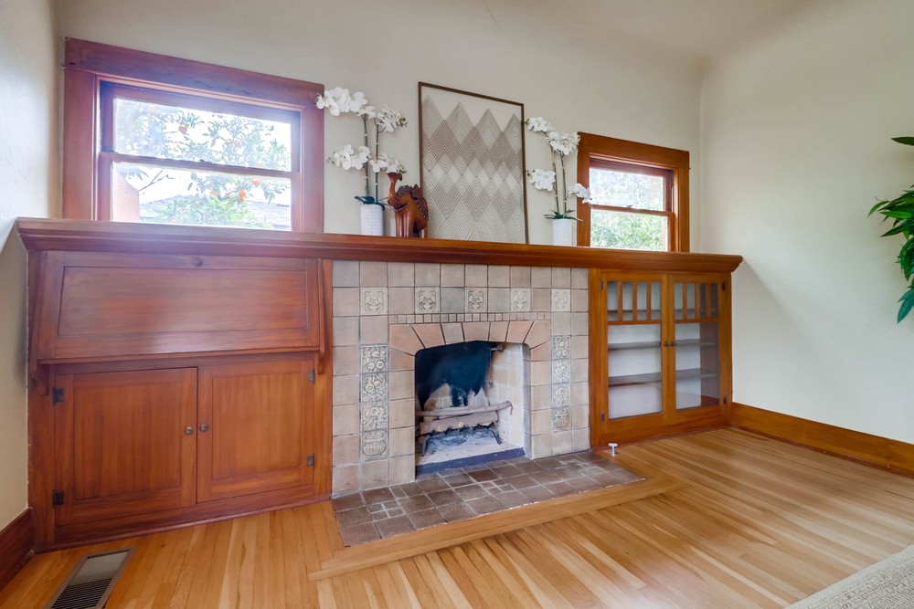 Virtual tour photo 9 of 28 for 1944 Granada Ave