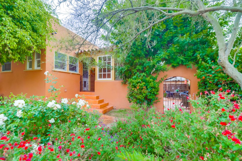 Virtual tour photo 24 of 28 for 1944 Granada Ave
