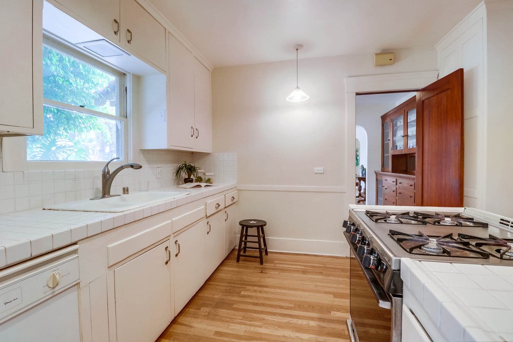 Virtual tour photo 21 of 54 for 1944 Granada Ave