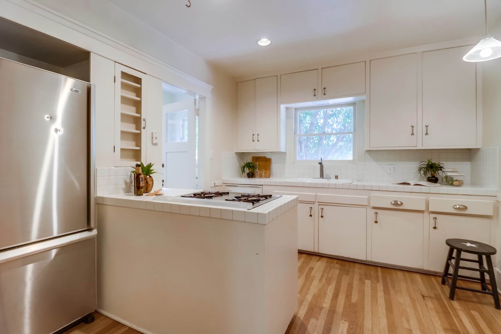 Virtual tour photo 22 of 54 for 1944 Granada Ave