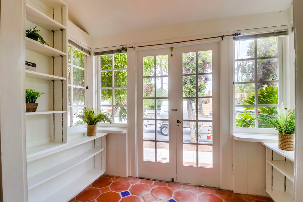 Virtual tour photo 25 of 54 for 1944 Granada Ave