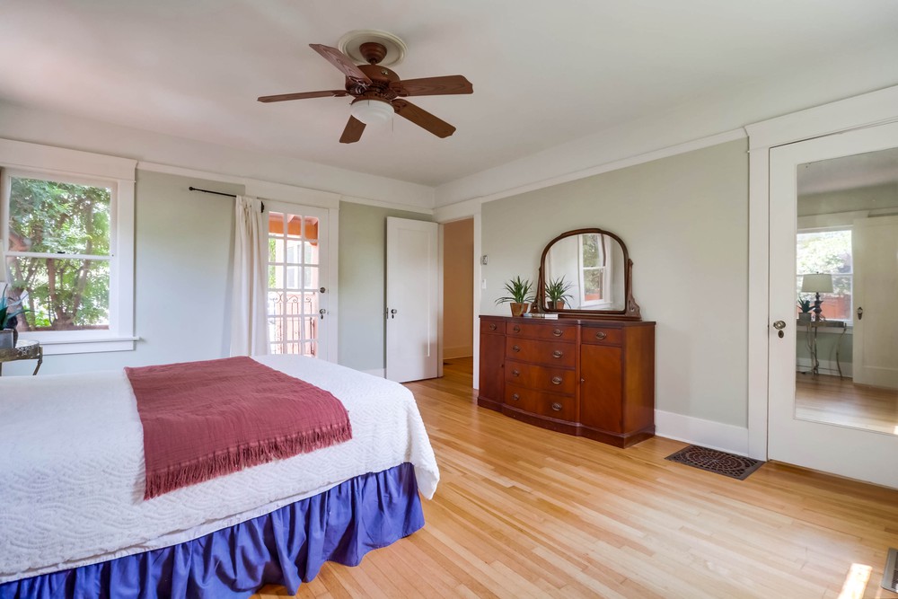 Virtual tour photo 32 of 54 for 1944 Granada Ave