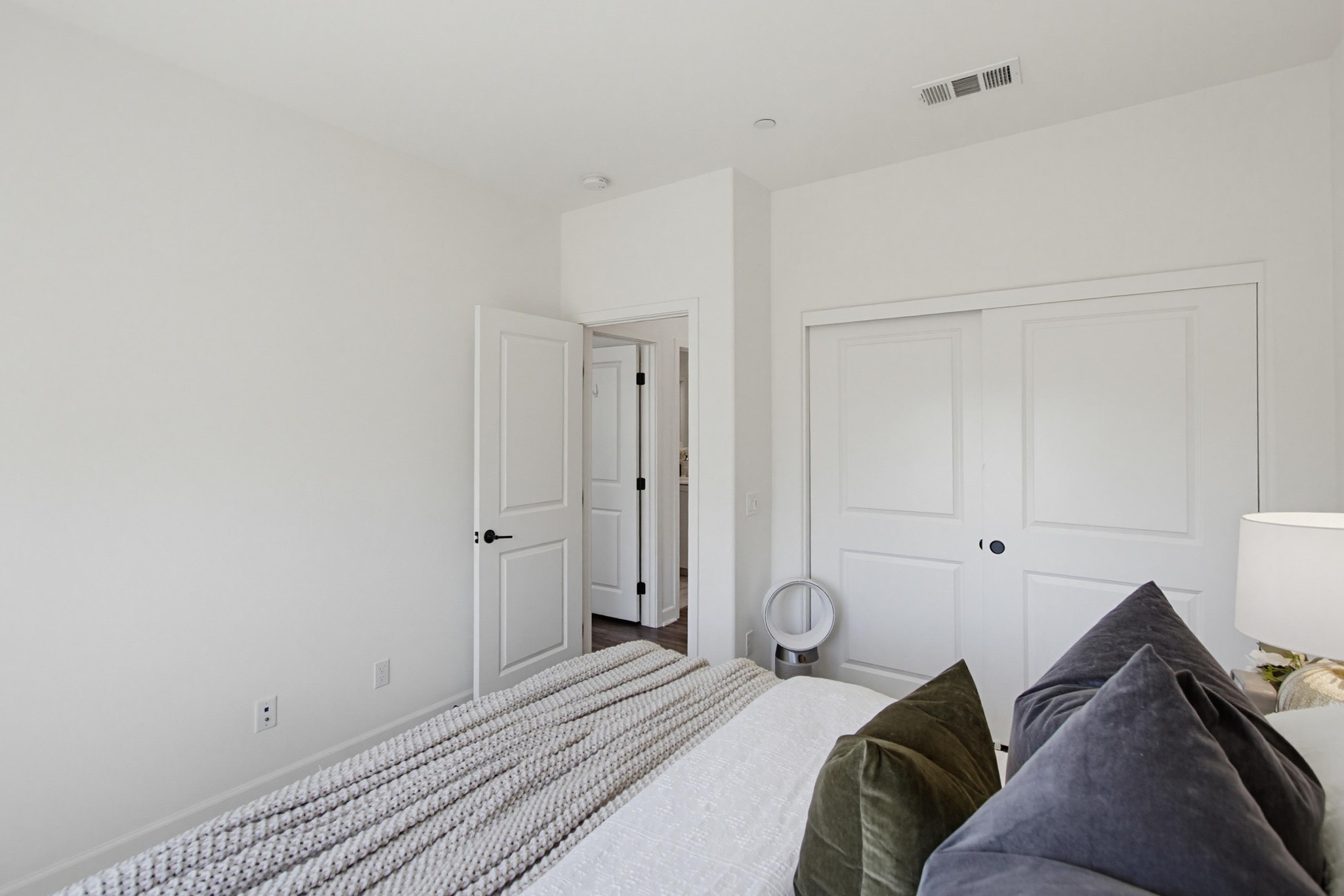 Virtual tour photo 40 of 87 for 1944 Kepler Ct