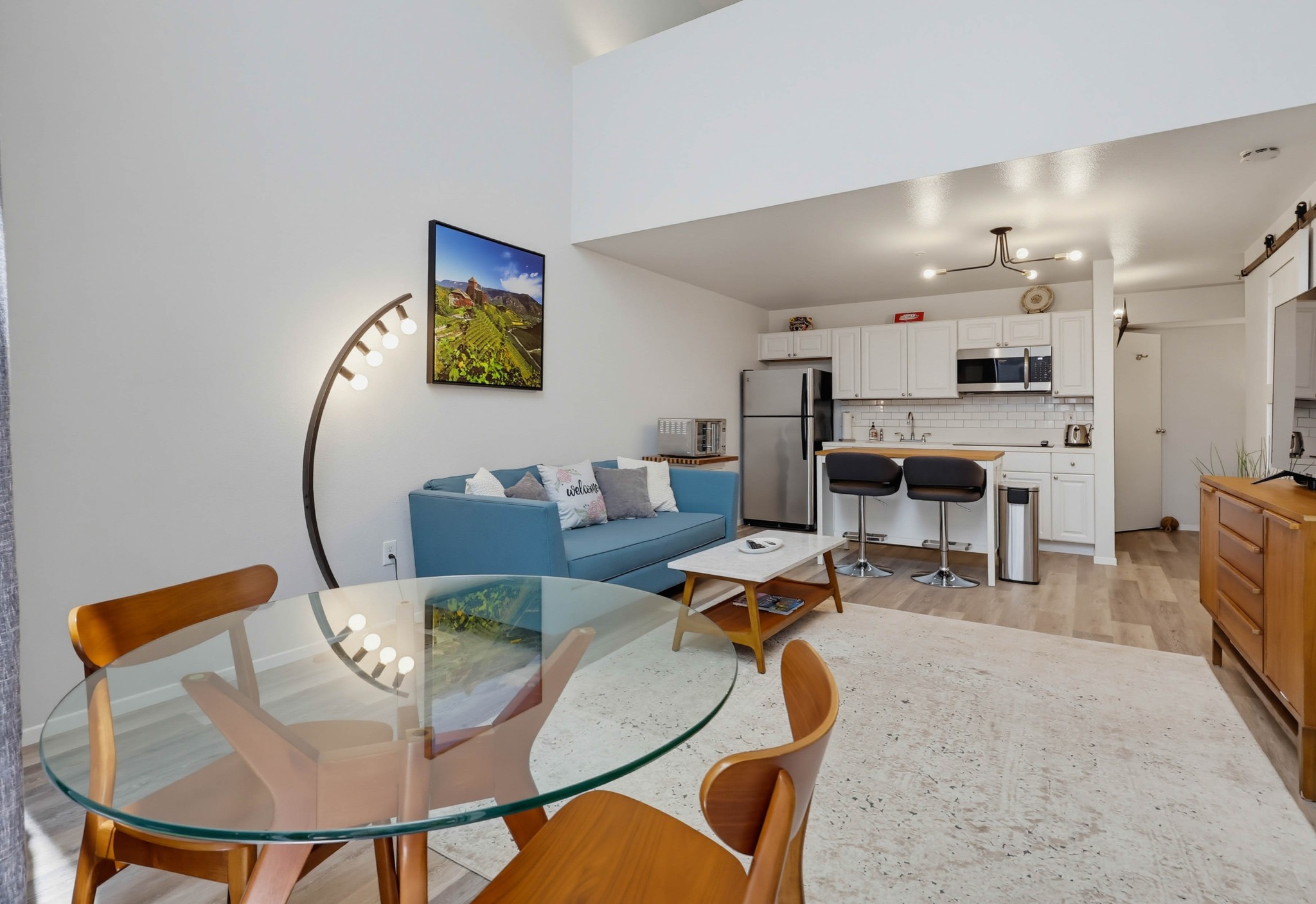 Virtual tour photo 33 of 63 for 1944 State St #3