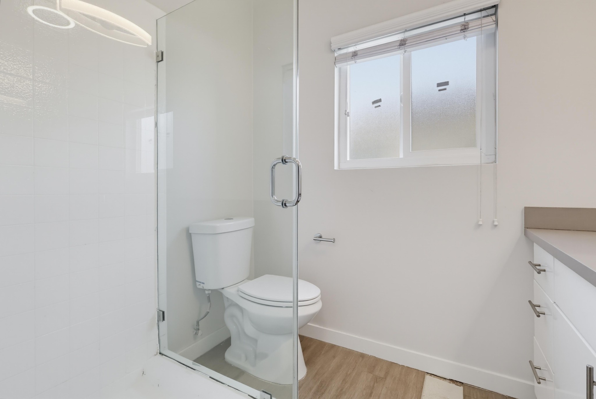 Virtual tour photo 37 of 39 for 1945 S Garth Ave