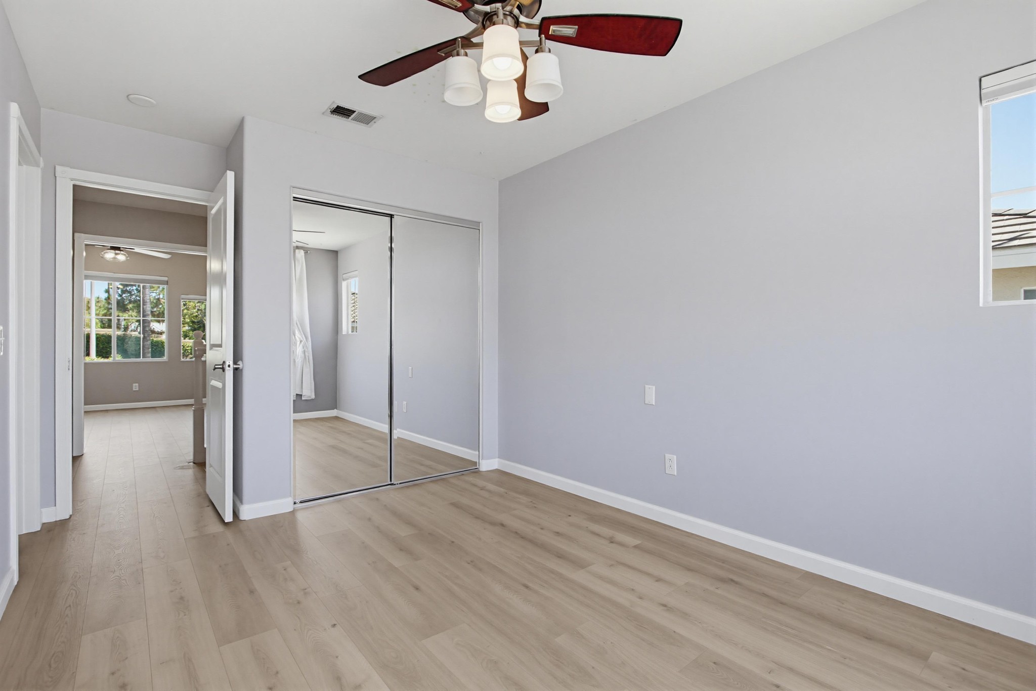 Virtual tour photo 35 of 45 for 1947 Courage St