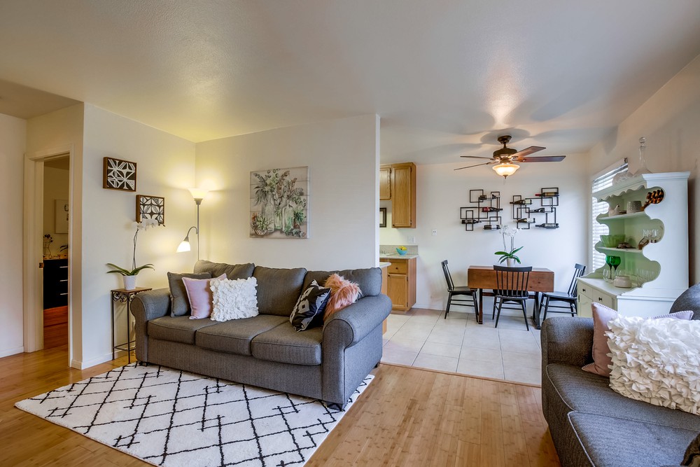Virtual tour photo 13 of 33 for 1949 Grand Ave #2