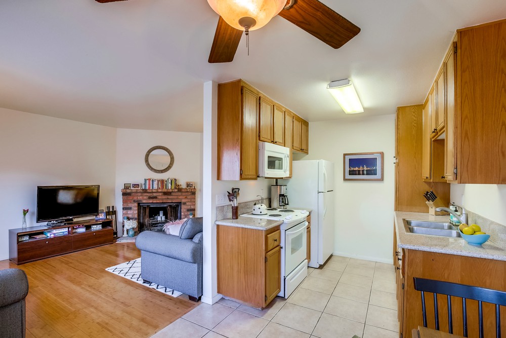 Virtual tour photo 16 of 33 for 1949 Grand Ave #2