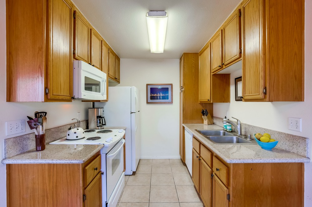 Virtual tour photo 18 of 33 for 1949 Grand Ave #2
